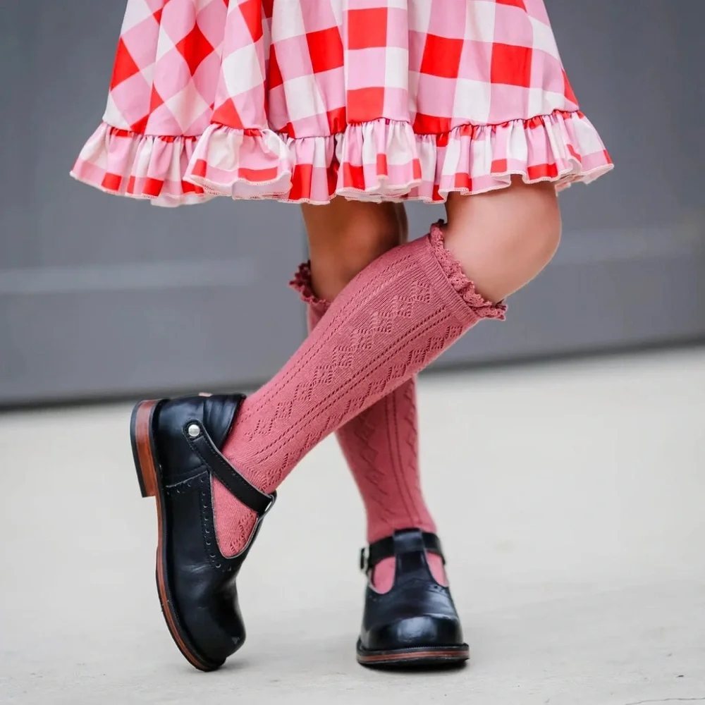 Bundle of 2 high knee lace socks